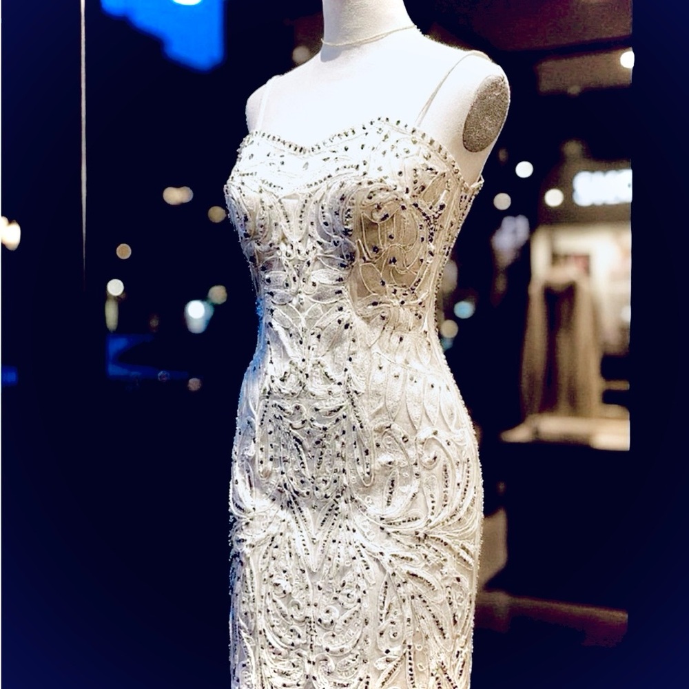 Sue Wong White Beaded Strapless Dress